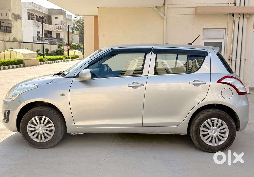 Maruti Suzuki Swift Lxi Optional-o, 2015, Petrol