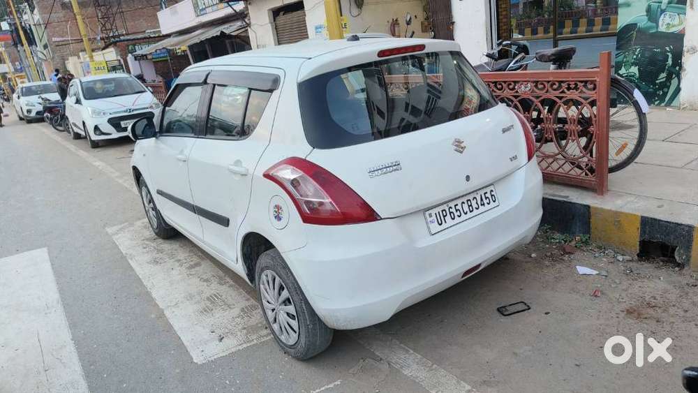 Maruti Suzuki Swift Vxi 1.2 Abs Bs-iv, 2015, Petrol