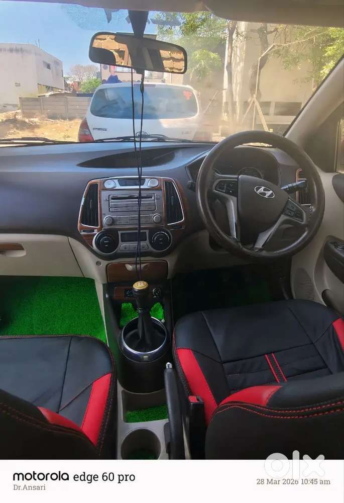 Hyundai I20 Asta Top Model 2012 Petrol Well Maintained