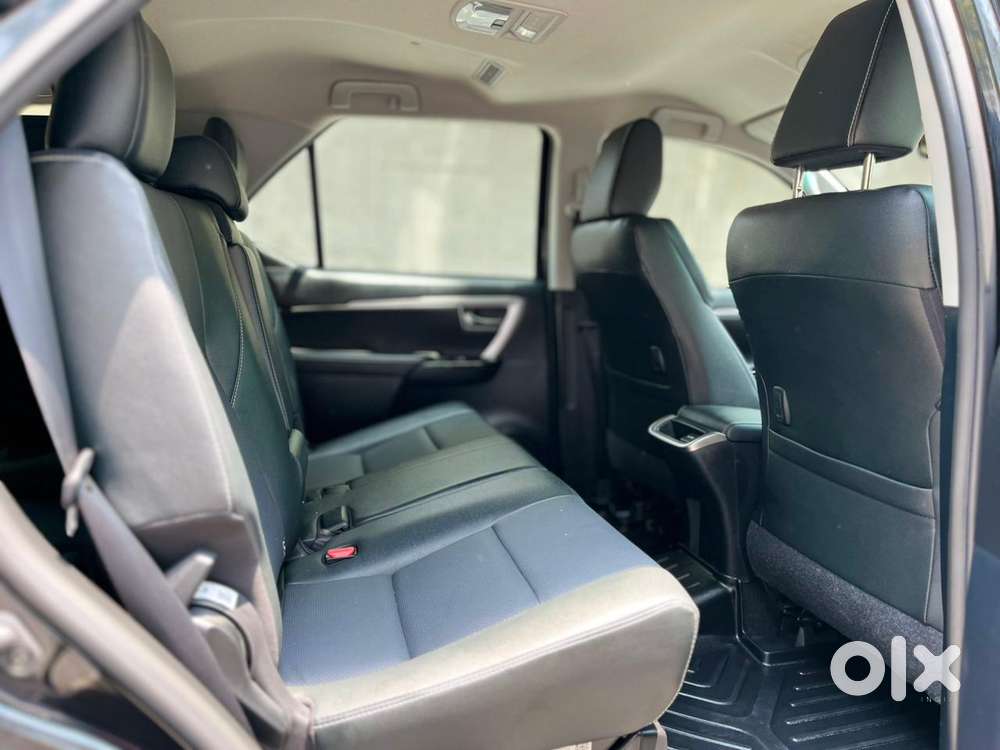 Toyota Fortuner 4x2 At 2.7 Petrol, 2026, Petrol