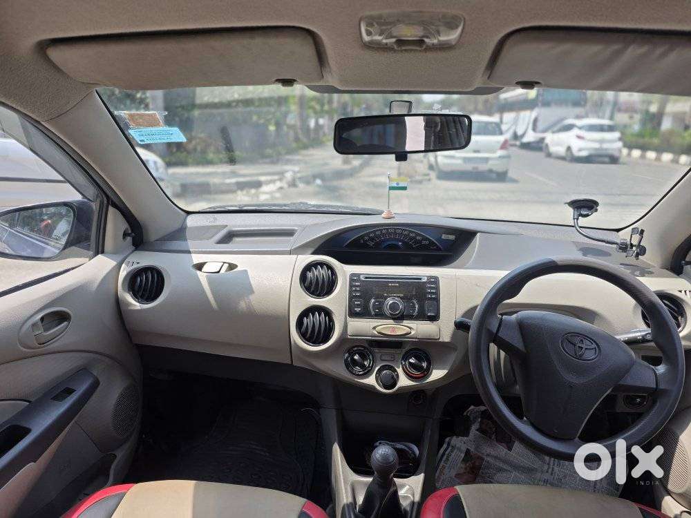 Toyota Etios Liva 2013-2014 G, 2014, Petrol