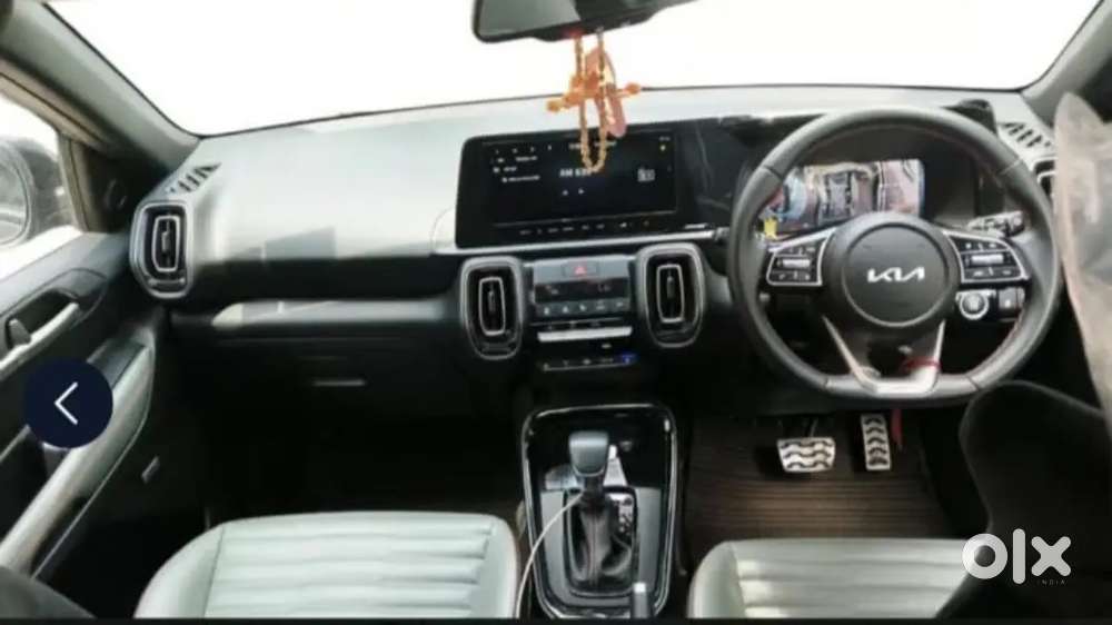 Kia Sonet 1.0 X Line 2014