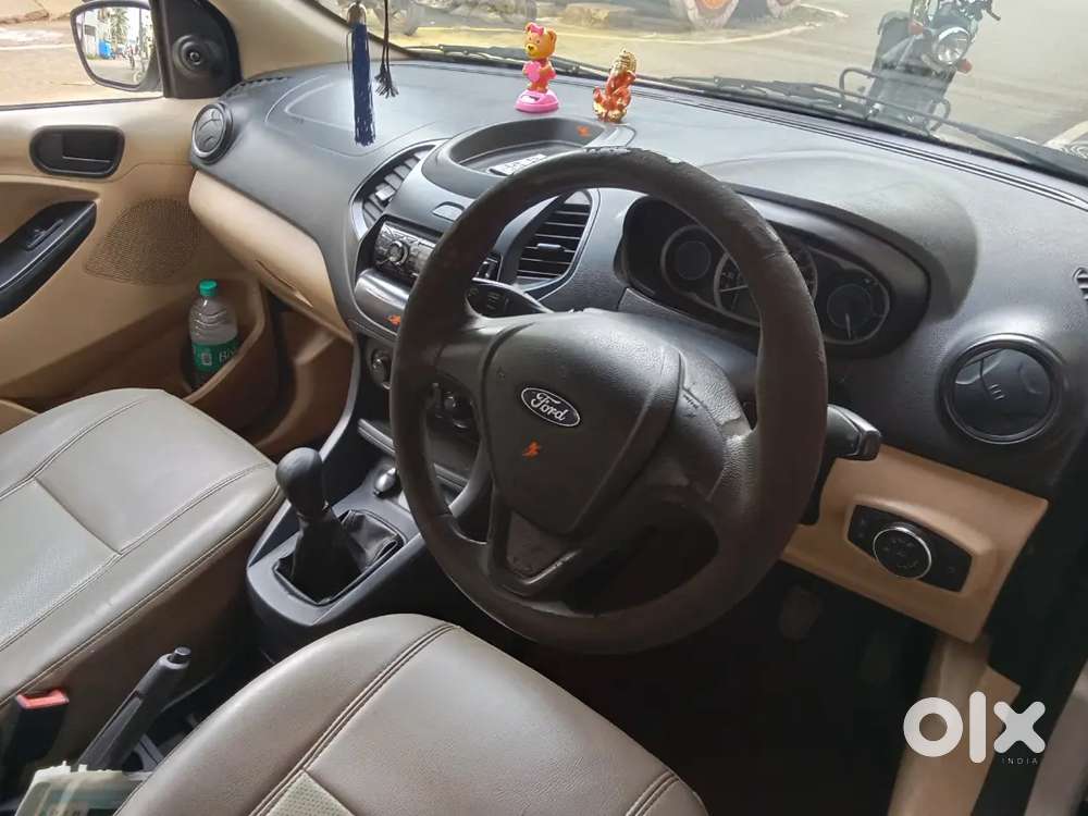 Ford Aspire Titanium Blu 2017