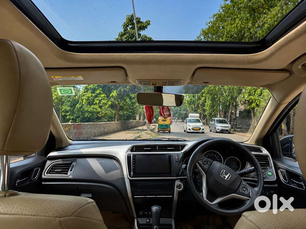 Honda City 2018 Vx Petrol Sunroof And Automatic Gearbox/ Push Start