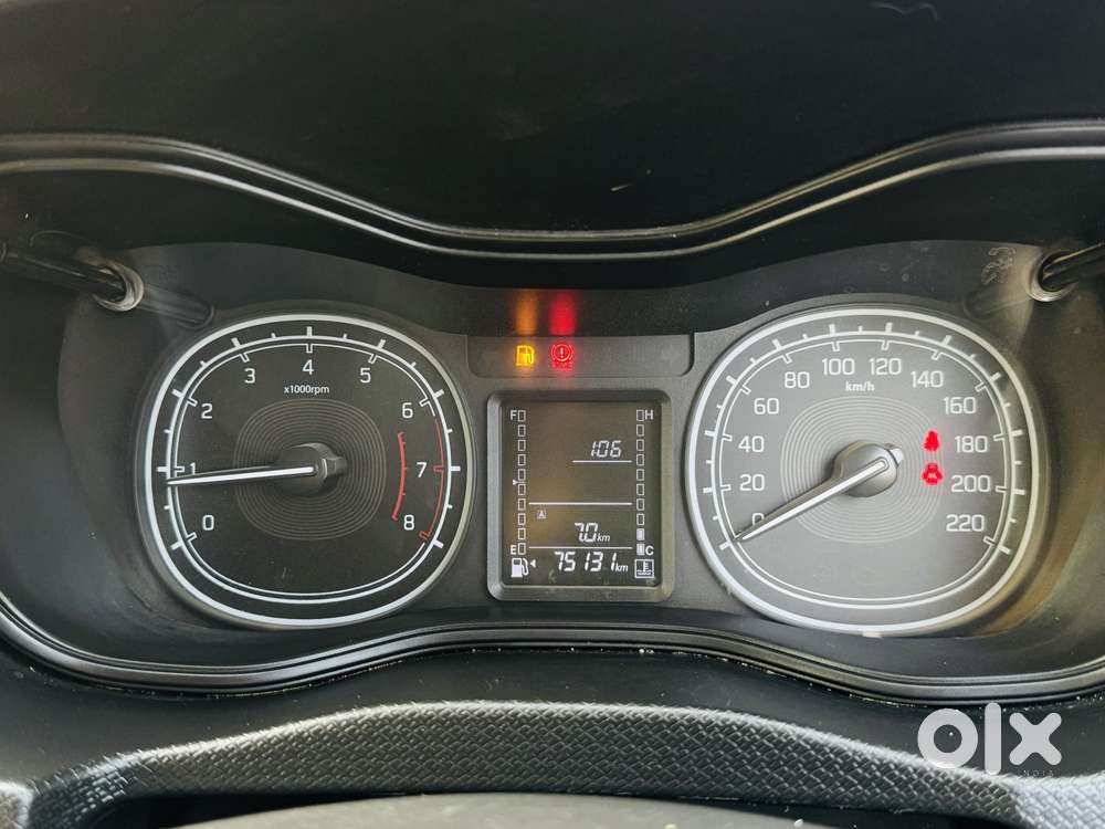 Maruti Suzuki Brezza 1.5 Vxi Smart Hybrid, 2022, Petrol