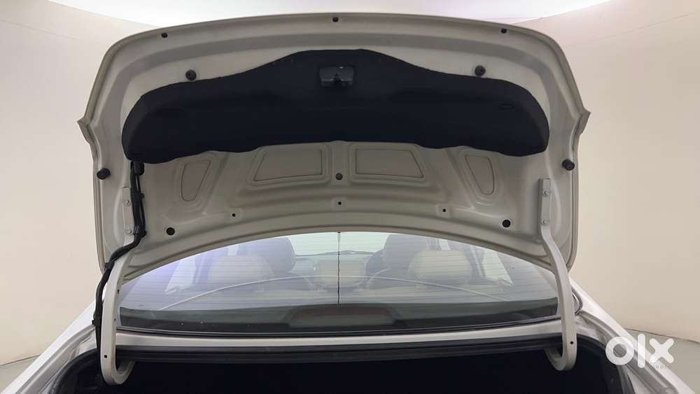 Hyundai Verna 1.6 Sx Vtvt (o) At, 2012, Petrol