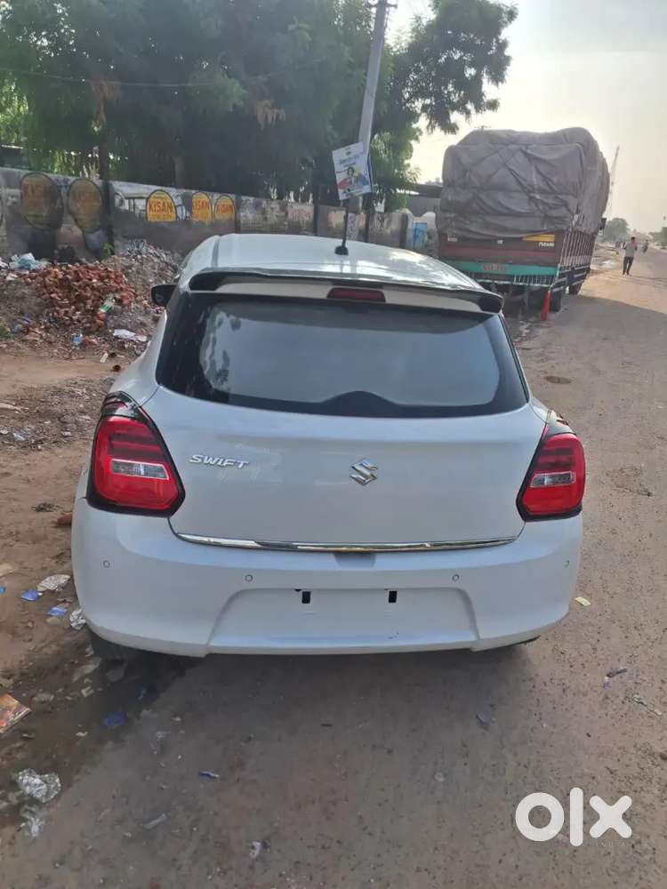 Maruti Suzuki Swift 2021 Petrol 49700 Km Driven