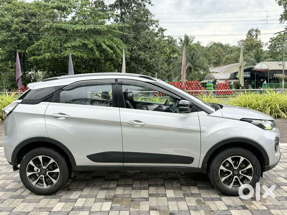Tata Nexon 1.5 Revotorq Xz Plus, 2020, Petrol