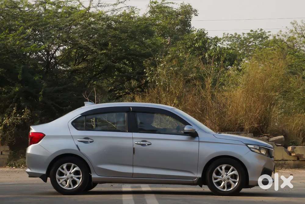 2018 Honda Amaze Auto