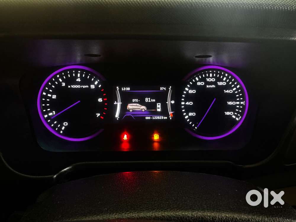 Mahindra Marazzo 1.5 M6 Plus 7 Str, 2021, Diesel