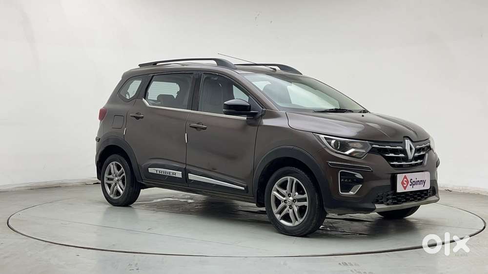 Renault Triber Rxz, 2022, Petrol