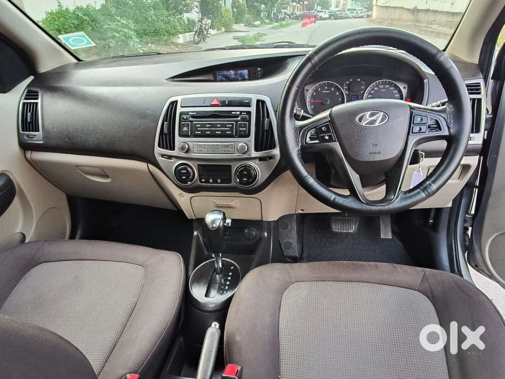 Hyundai I20 Sportz 1.4 At Vtvt, 2014, Petrol