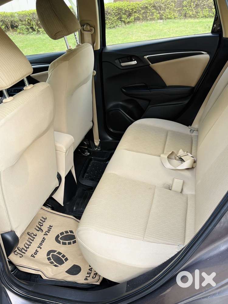 Honda Jazz V Automatic, 2015, Petrol