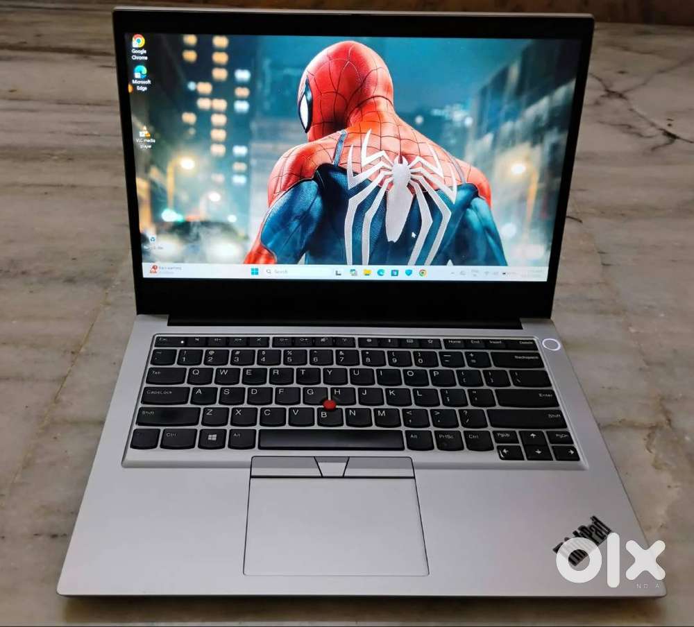 Lenovo i7 10th gen(CUSTOMS LAPTOP)16 gb Ram,512 gb SSD NVMe,NOT DEALER