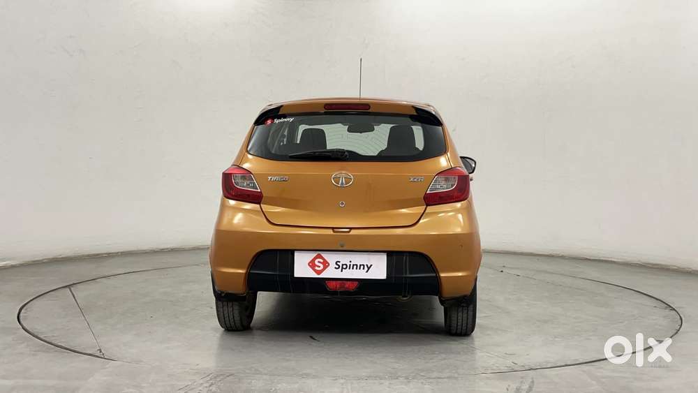 Tata Tiago Xza, 2017, Petrol
