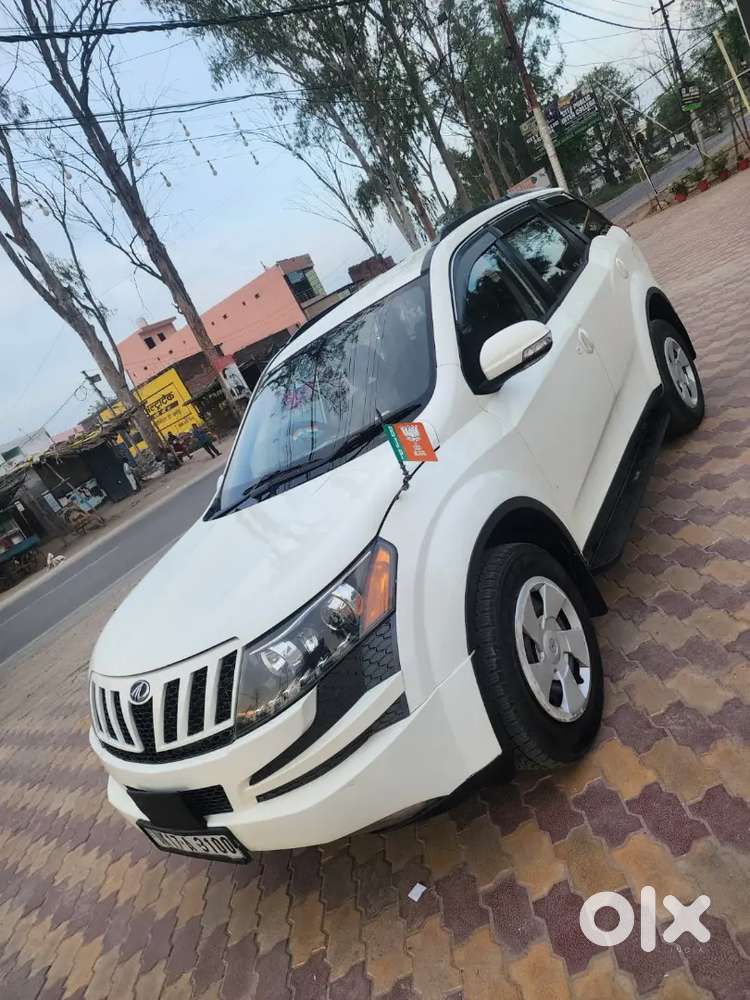 Mahindra Xuv500 2015 Diesel 72000 Km Driven