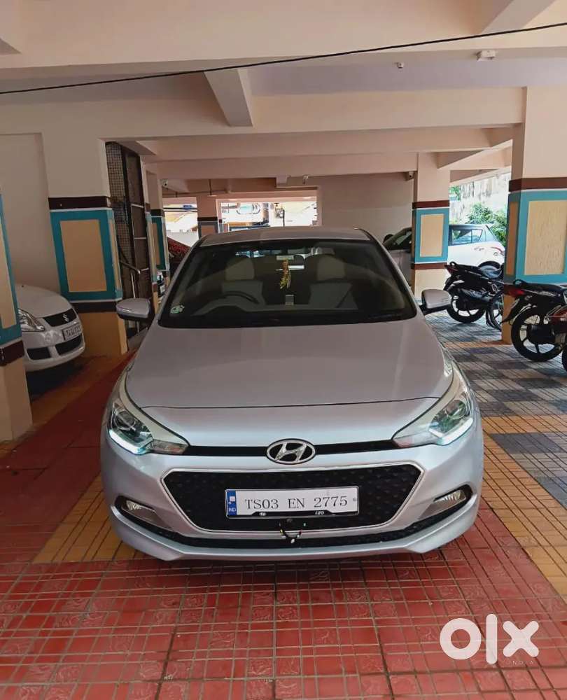 Top End Model Having All Features Push Start,keyless Entry Etc Etc