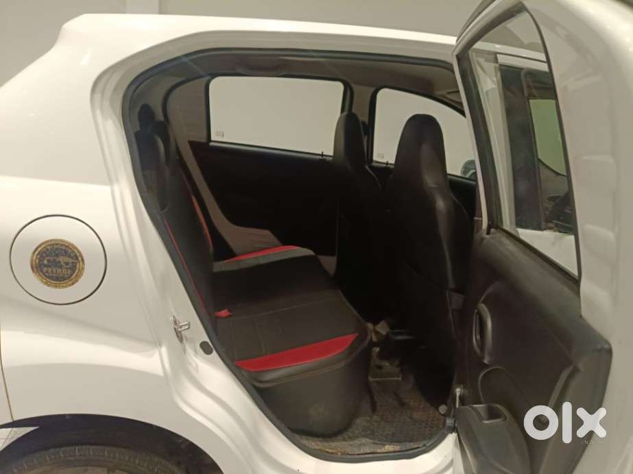 Datsun Redigo Sv 1.0, 2017, Petrol