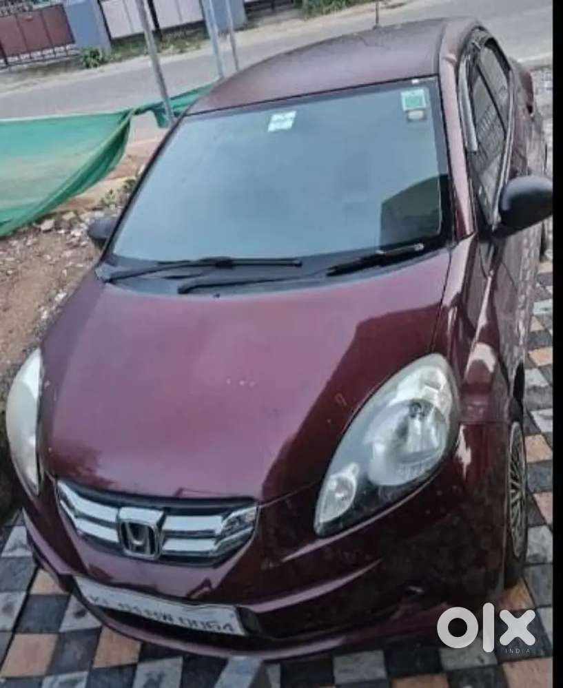 Honda Amaze 2015 Petrol 60000 Km Driven