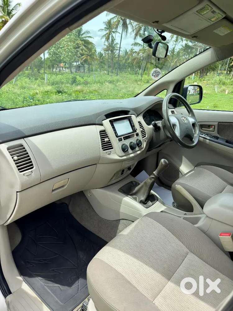 Toyota Innova 1st Owner 2012