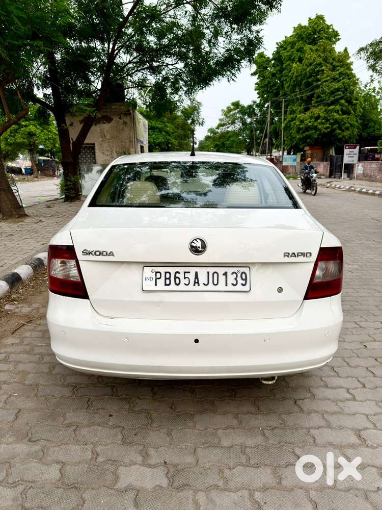 Skoda Rapid Diesel 2016