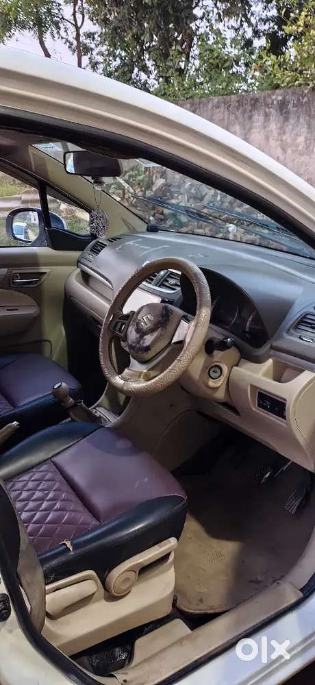 Maruti Suzuki Ertiga Lxi 2012