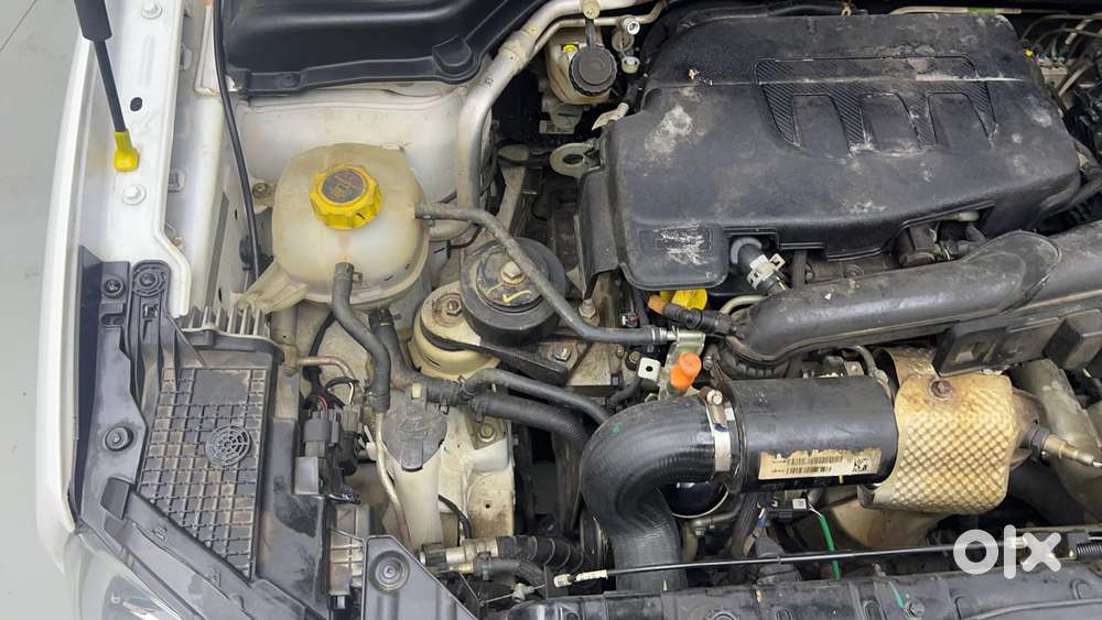 Mahindra Xuv 3xo Ax5l 1.2 Petrol At, 2024, Petrol