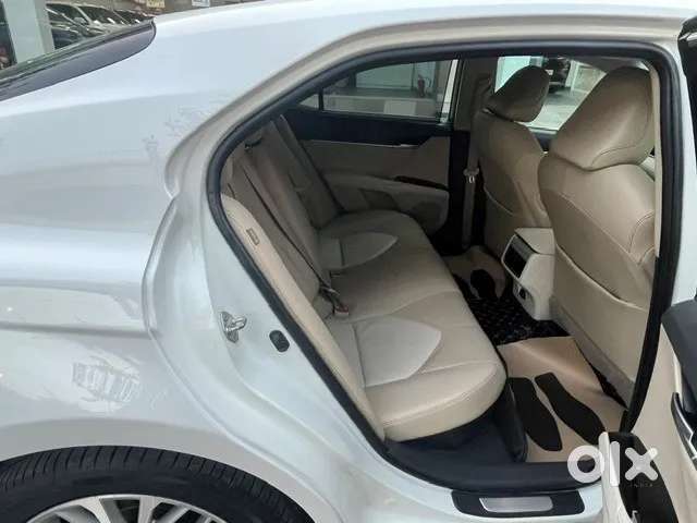 Toyota Camry Hybrid, 2021, Petrol