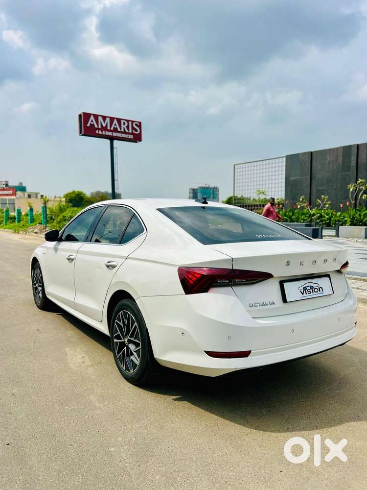 Skoda Octavia Facelift, 2022, Petrol