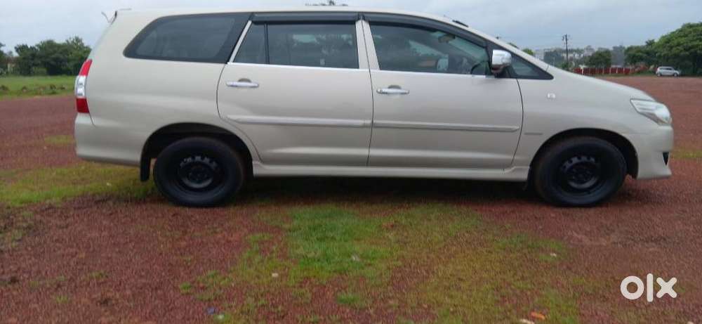 Toyota Innova 2.5 G (diesel) 7 Seater, 2012, Diesel