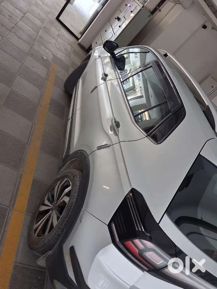 Volkswagen Taigun 2022 Petrol 39000 Km Driven.