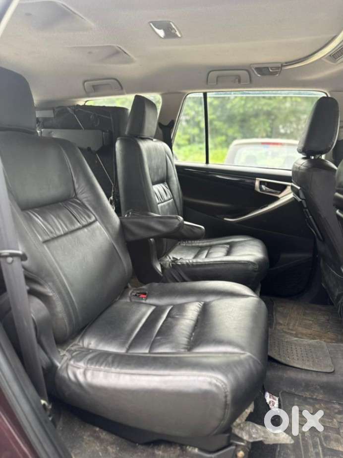 Toyota Innova Crysta 2.4 Vx Mt, 2016, Diesel