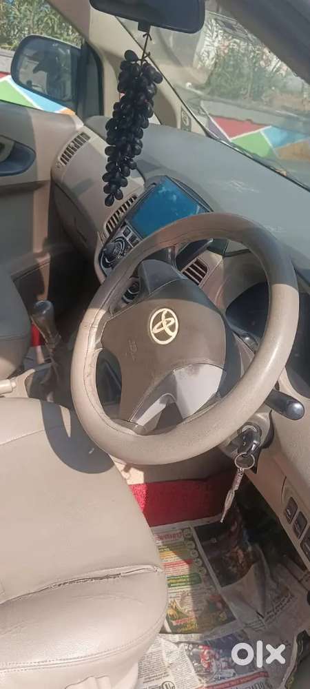 Toyota Innova 2013