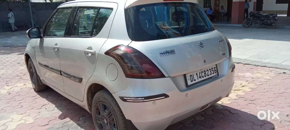 Maruti Suzuki Swift Vxi, 2015, Petrol