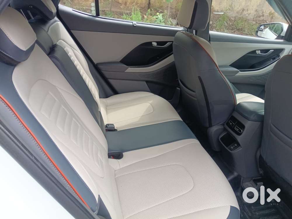 Maruti Suzuki Ciaz 1.5 Zeta Shvs Mt, 2022, Petrol