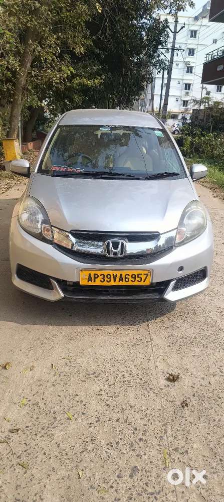 Honda Mobilio 2015 Diesel Well Maintained