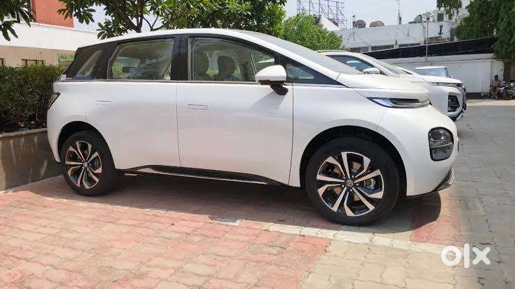 Mg Windsor Ev Essence Pro 2025 White Colour Immaculate And Brand New