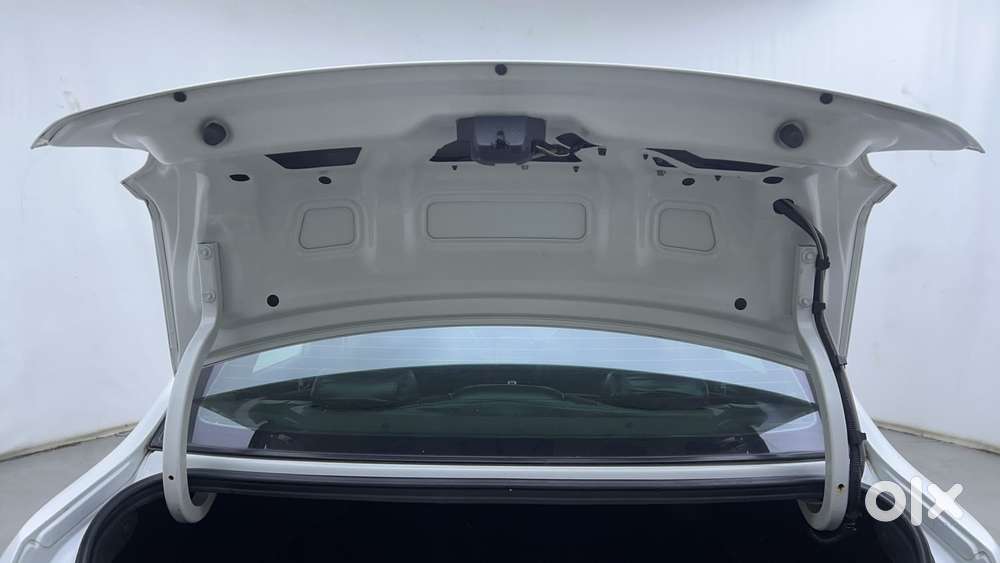 Hyundai Xcent 1.2 Vtvt Sx Option, 2015, Petrol