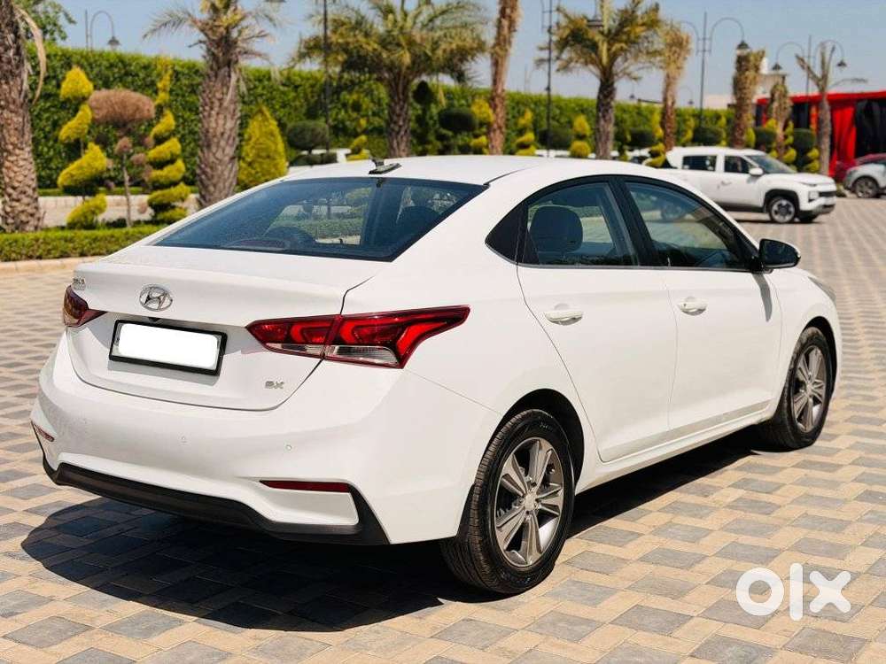 Hyundai Verna 1.6 Crdi At Sx, 2017, Diesel
