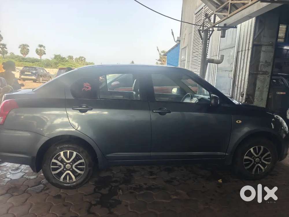 Maruti Suzuki Swift Dzire 2011