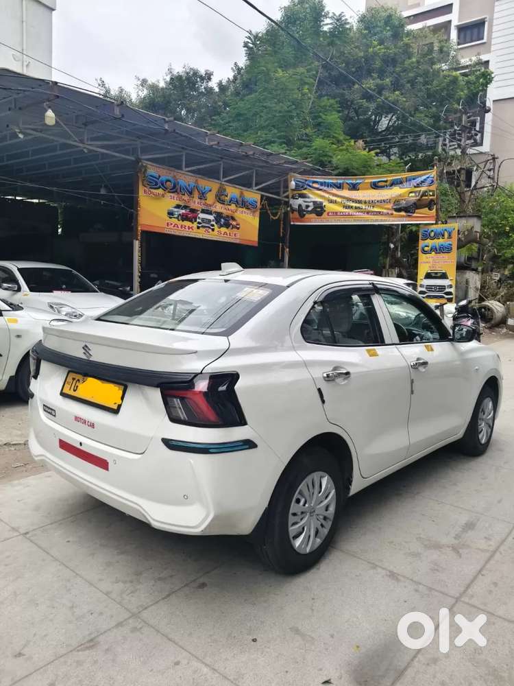 Maruti Suzuki Dzire 1.2 Vxi Cng, 2025, Cng & Hybrids