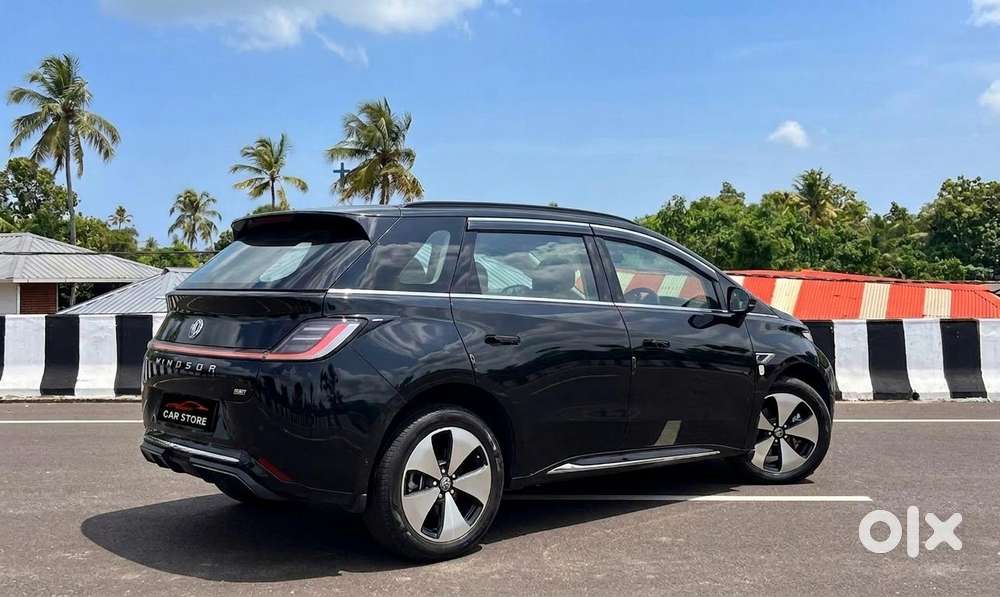 Mg Windsor Ev Essence, 2024, Electric
