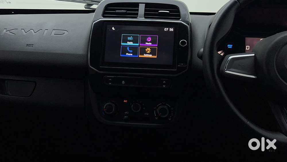 Renault Kwid 1.0 Rxt Amt, 2022, Petrol