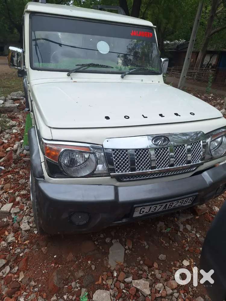 Mahindra Bolero Long 9.seater  White 2013 Passing 2014