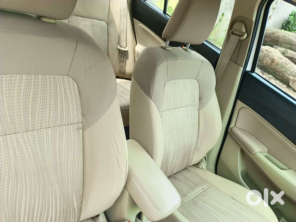 Maruti Suzuki Dzire 1.2 Vxi, 2021, Petrol