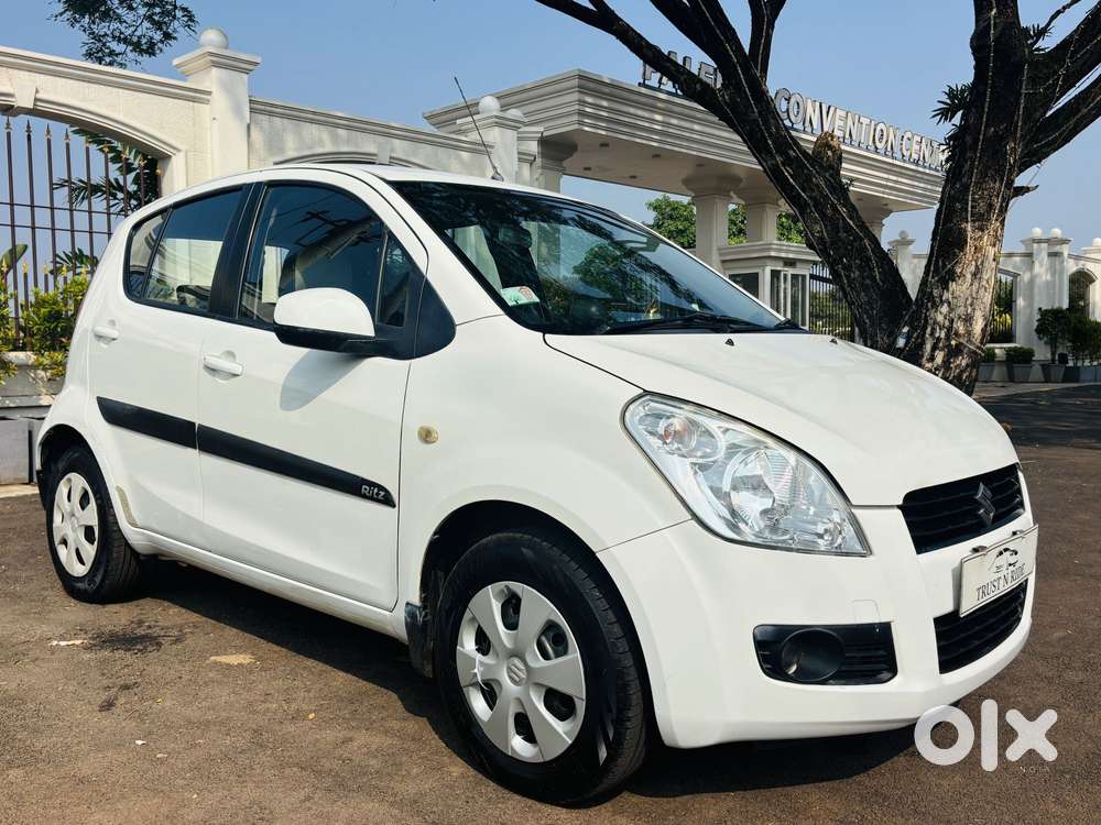 Maruti Suzuki Ritz Vxi, 2012, Petrol