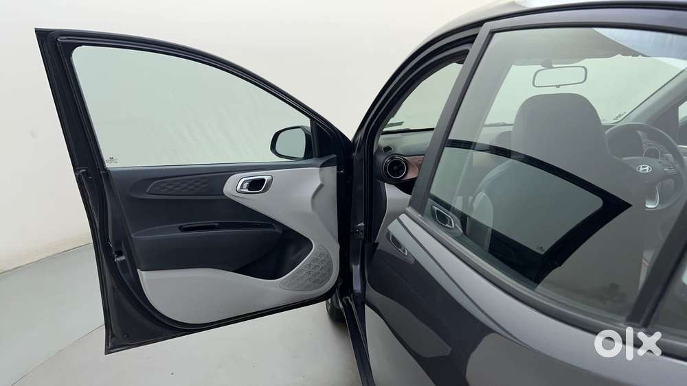 Hyundai Aura 1.2 Sx Cng, 2023, Cng & Hybrids