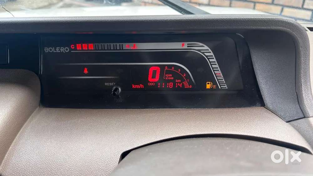 Bolero Power Plus 2017 - 1st Owner, No Accident, Original Condition!