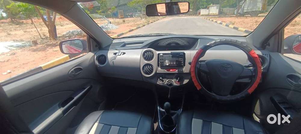 Toyota Etios 2010-2012 G, 2011, Petrol