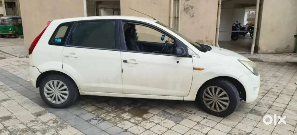 Ford Figo Petrol 2010 Car